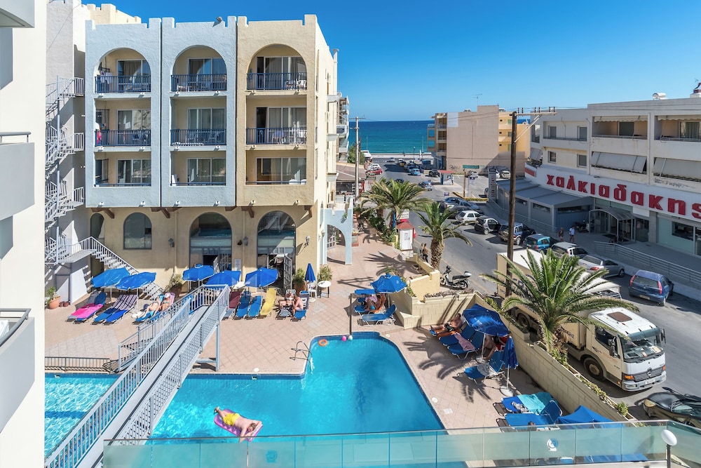 Lefkoniko Bay — Main photo in Rethymnon