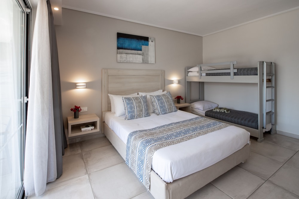 Marelen Hotel — Hotel rooms in Kalamaki (Zakynthos), Ionian Islands