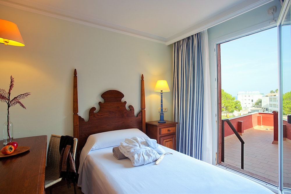 Hotel Cala Sant Vicenç - Adults Only + 16 — Hotel rooms in Puerto Pollensa, Balearic Islands