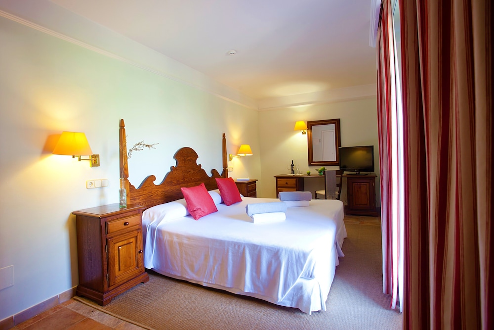 Hotel Cala Sant Vicenç - Adults Only + 16 — Hotel rooms in Puerto Pollensa, Balearic Islands