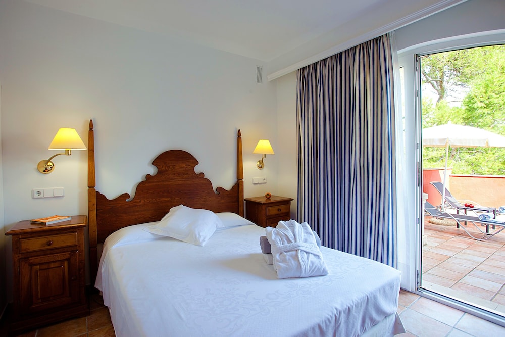Hotel Cala Sant Vicenç - Adults Only + 16 — Hotel rooms in Puerto Pollensa, Balearic Islands