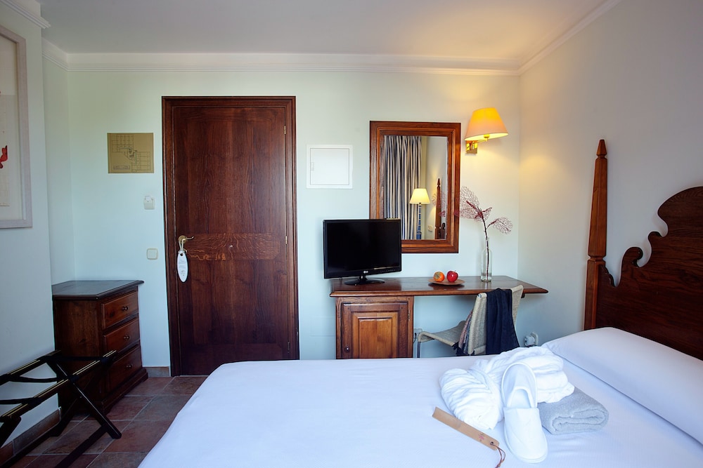 Hotel Cala Sant Vicenç - Adults Only + 16 — Hotel rooms in Puerto Pollensa, Balearic Islands