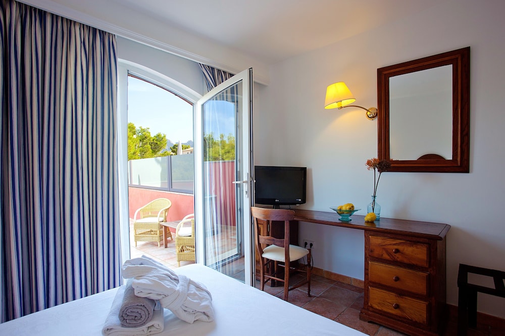 Hotel Cala Sant Vicenç - Adults Only + 16 — Hotel rooms in Puerto Pollensa, Balearic Islands