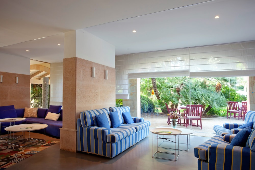 Hotel Cala Sant Vicenç - Adults Only + 16 — Hotel building in Puerto Pollensa, Balearic Islands