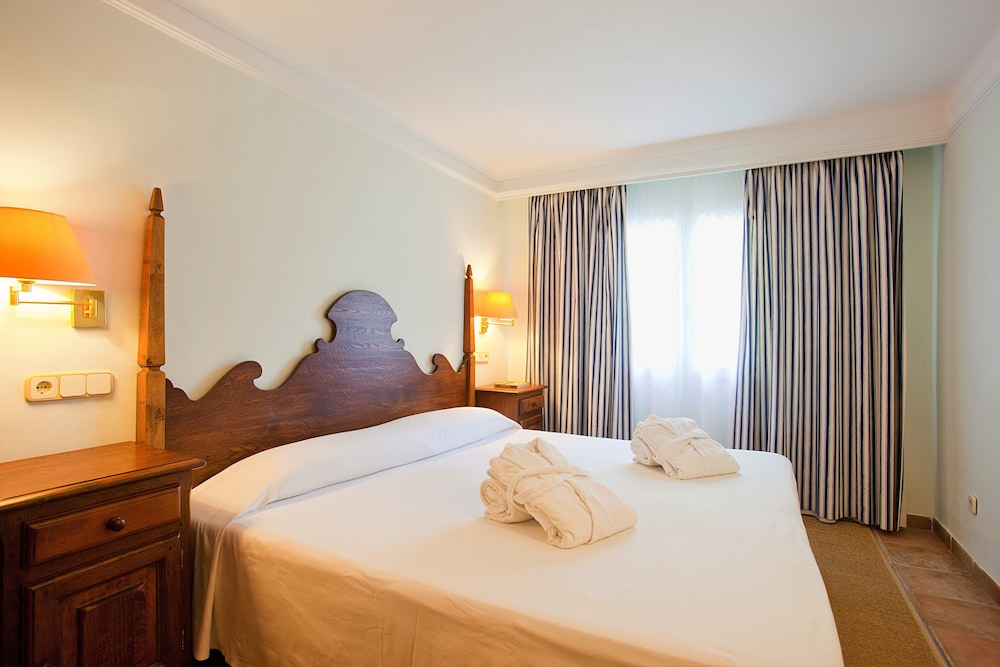 Hotel Cala Sant Vicenç - Adults Only + 16 — Hotel rooms in Puerto Pollensa, Balearic Islands