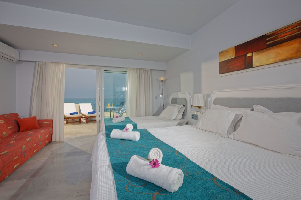 Rethymno Mare Royal & Water Park — Hotel rooms in Rethymnon