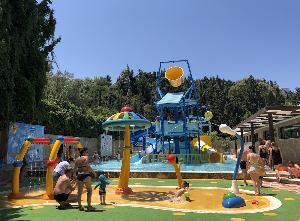 Rodos Palace Hotel — Swimming pool in Rhodes Town, South Aegean