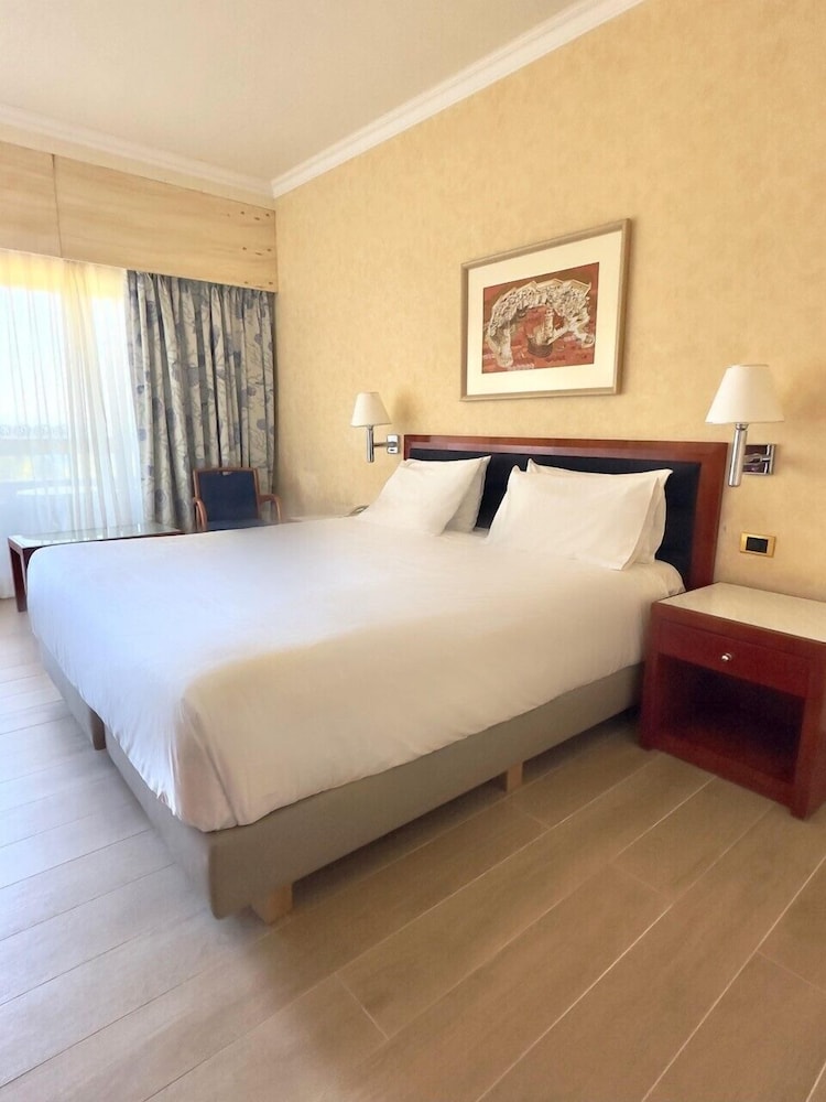 Rodos Palace Hotel — Hotel rooms in Rhodes Town, South Aegean