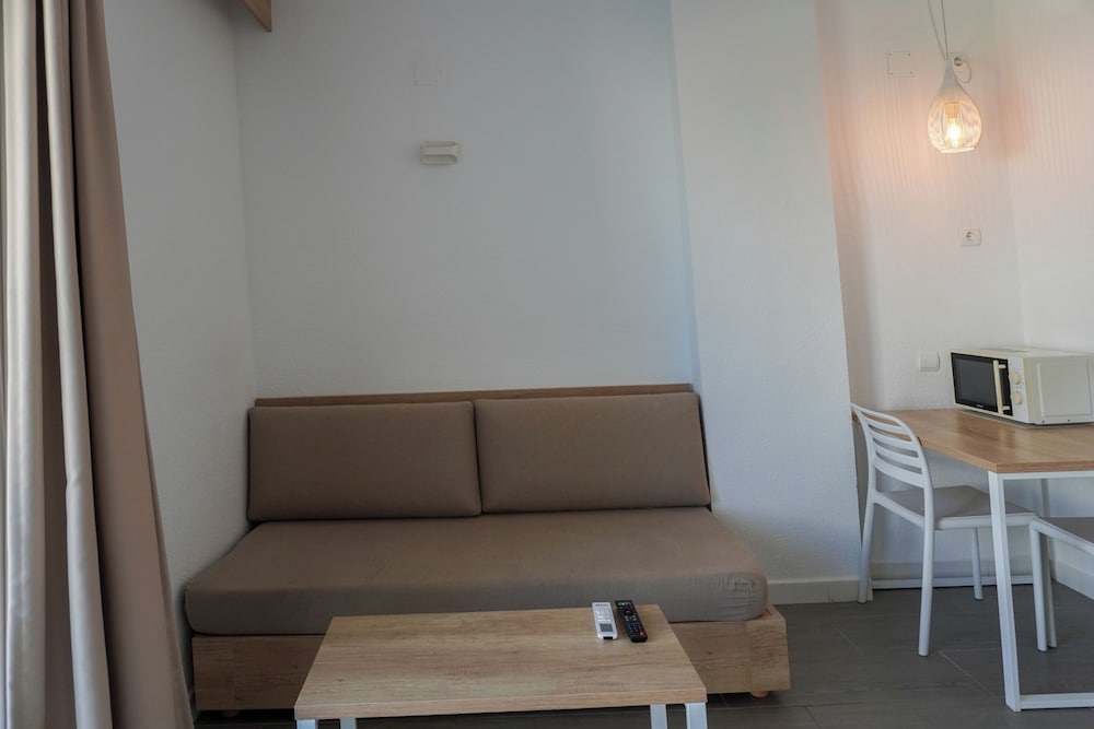 ENDLSS BEACH & DISCO HOTEL IBIZA ADULTS ONLY — Hotel rooms in San Antonio, Balearic Islands