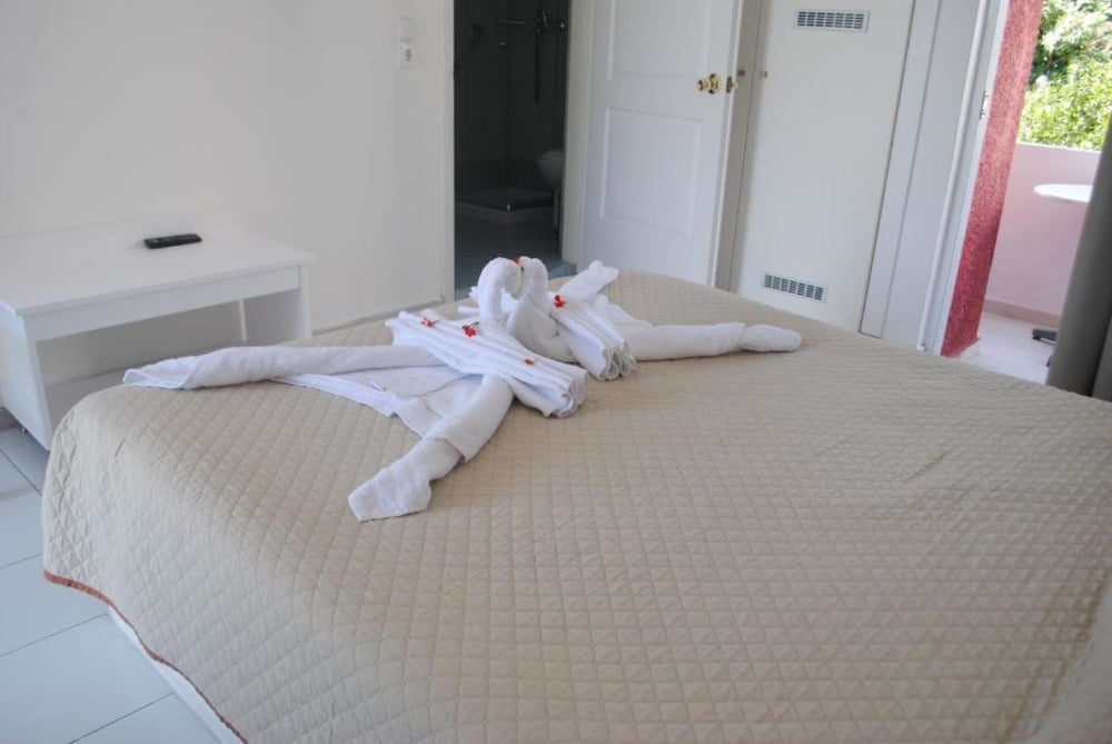 Summer Dream Hotel By Anayia All Inclusive Resorts — Hotel rooms in Theologos, South Aegean