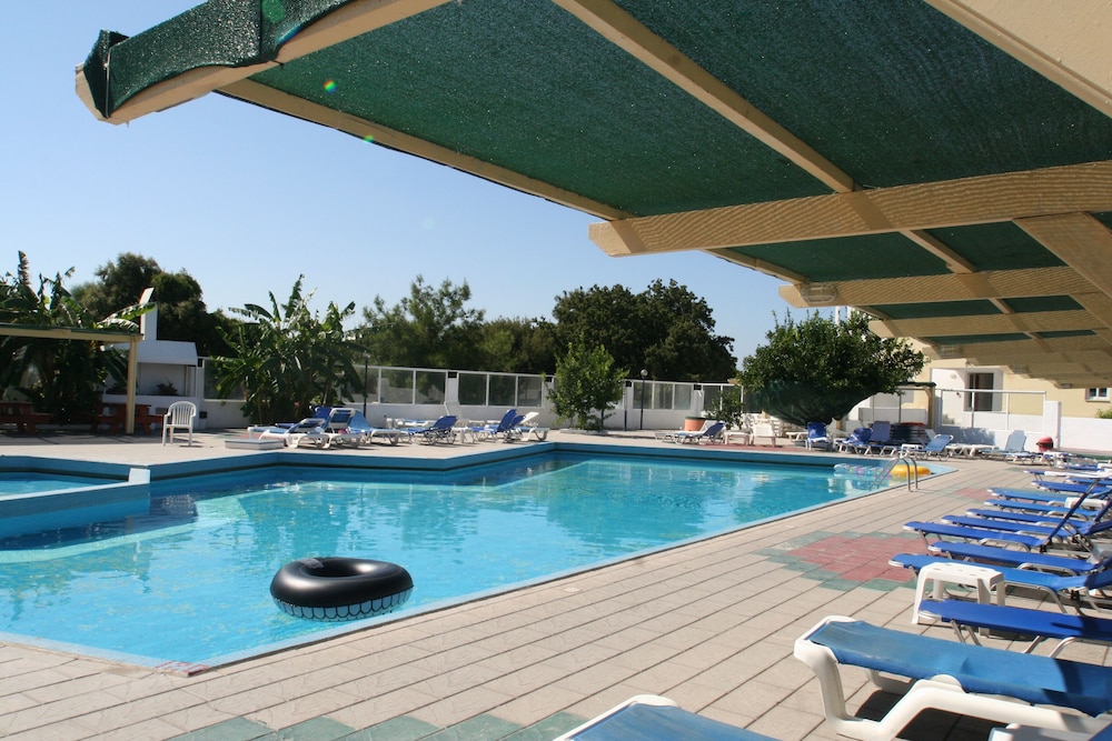Summer Dream Hotel By Anayia All Inclusive Resorts — Swimming pool in Theologos, South Aegean