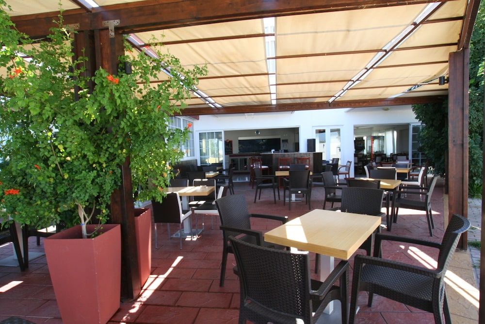 Summer Dream Hotel By Anayia All Inclusive Resorts — Restaurant & bars in Theologos, South Aegean
