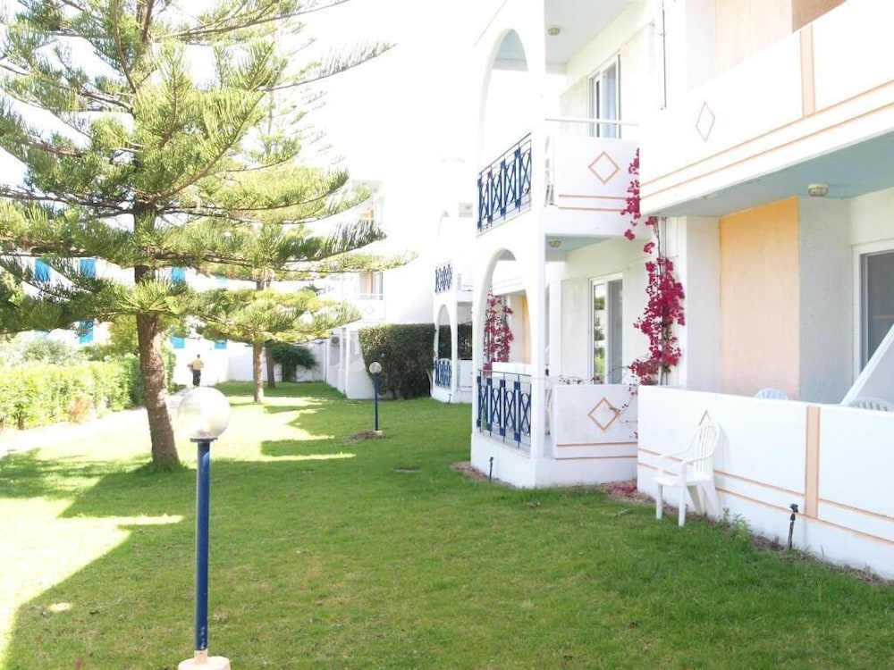Summer Dream Hotel By Anayia All Inclusive Resorts — Hotel building in Theologos, South Aegean