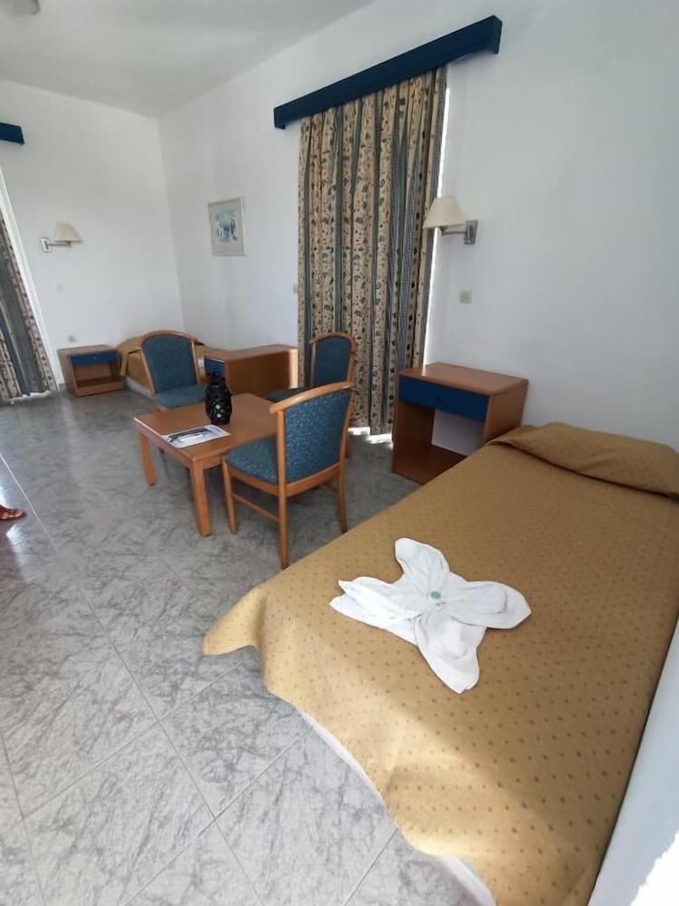 Summer Dream Hotel By Anayia All Inclusive Resorts — Hotel rooms in Theologos, South Aegean