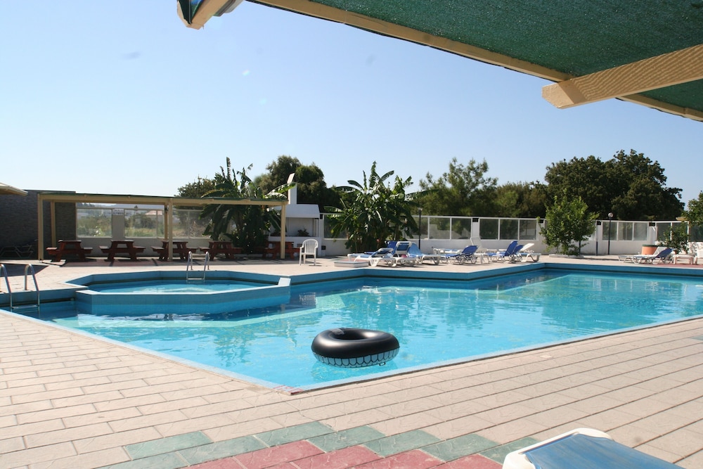 Summer Dream Hotel By Anayia All Inclusive Resorts — Swimming pool in Theologos, South Aegean