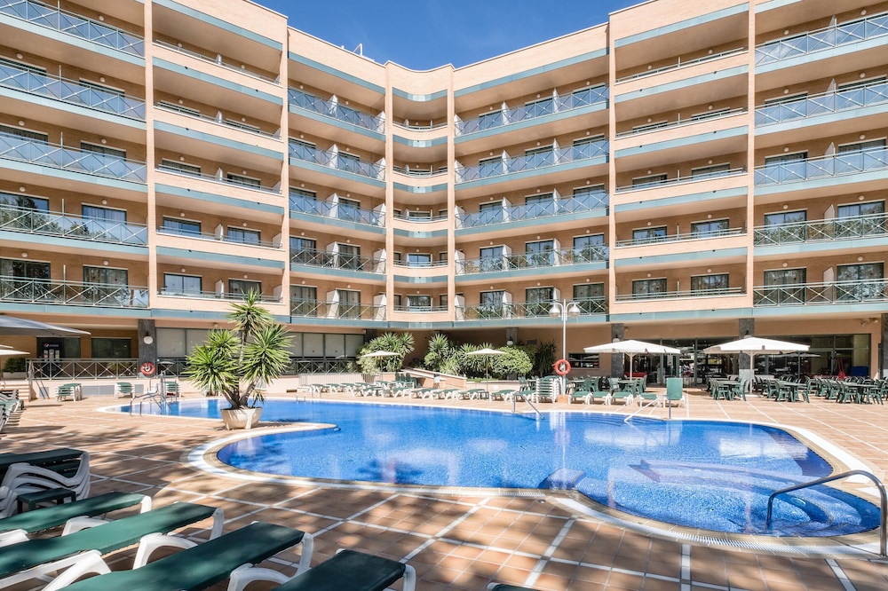 Hotel California Palace — Main photo in Salou, Catalonia
