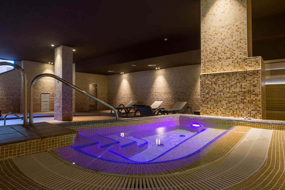 Hotel California Palace — Spa in Salou, Catalonia