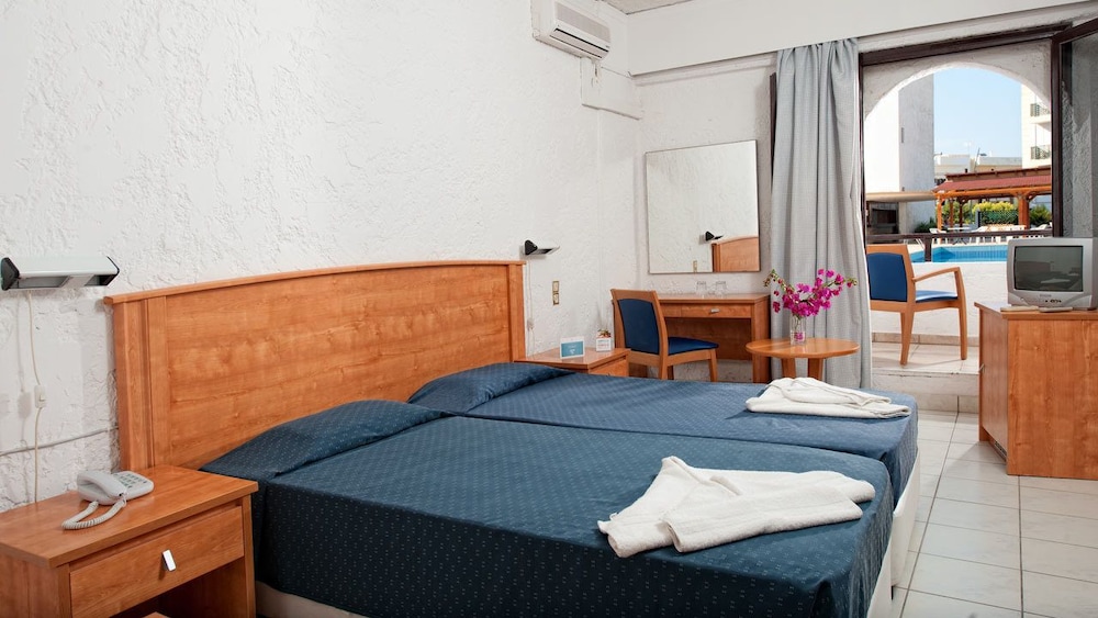 Heronissos Hotel - All inclusive — Rooms in Hersonissos