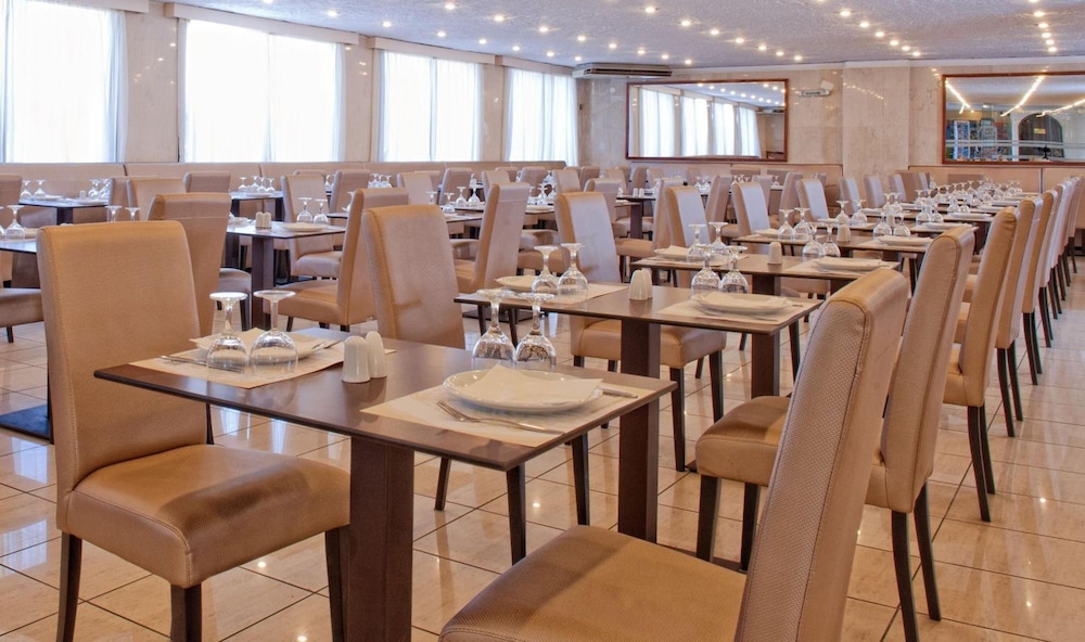 Heronissos Hotel - All inclusive — Restaurant in Hersonissos