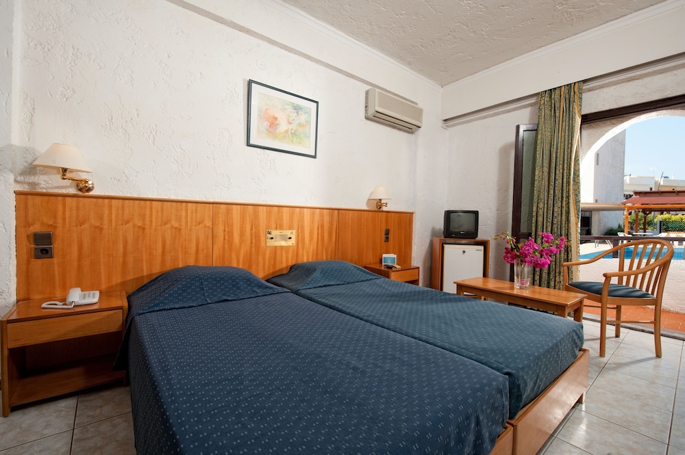 Heronissos Hotel - All inclusive — Rooms in Hersonissos