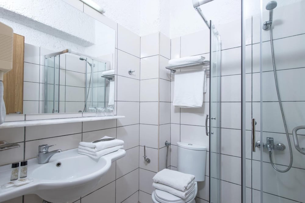 Heronissos Hotel - All inclusive — Rooms in Hersonissos