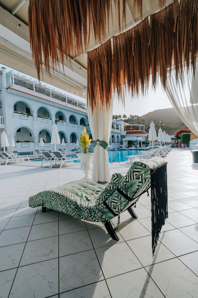 Meandros Boutique & Spa Hotel - Adults Only — Swimming pool in Kalamaki (Zakynthos), Ionian Islands