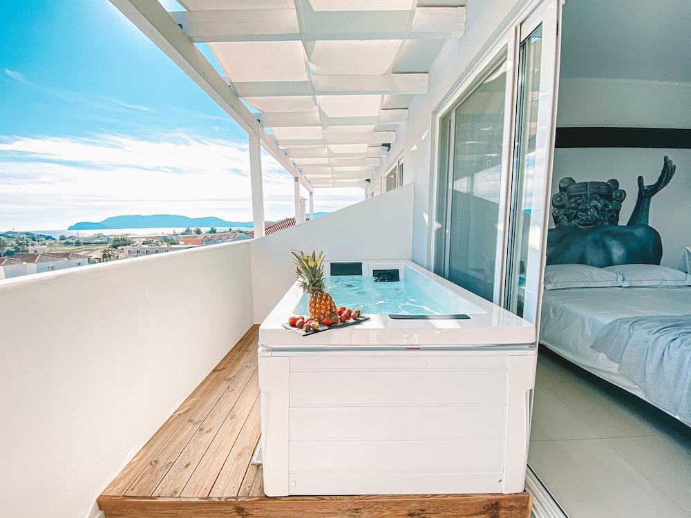 Meandros Boutique & Spa Hotel - Adults Only — Hotel rooms in Kalamaki (Zakynthos), Ionian Islands