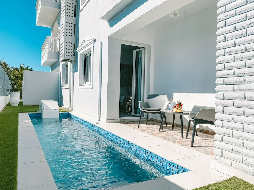 Meandros Boutique & Spa Hotel - Adults Only — Swimming pool in Kalamaki (Zakynthos), Ionian Islands