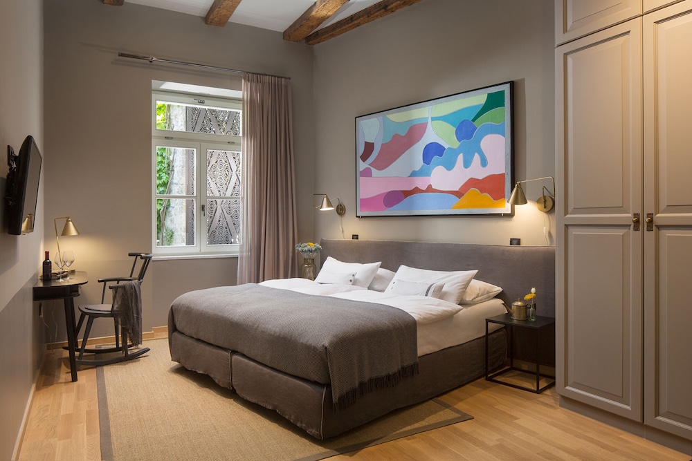 Almayer Art & Heritage Adults Only Hotel & Dépendance Rooms — Hotel rooms in Zadar, Zadar