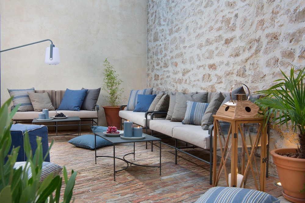 Almayer Art & Heritage Adults Only Hotel & Dépendance Rooms — Hotel building in Zadar, Zadar