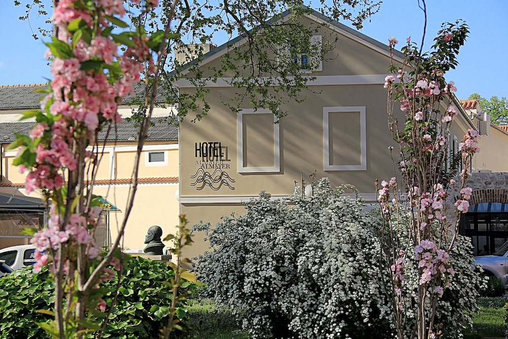 Almayer Art & Heritage Adults Only Hotel & Dépendance Rooms - zdjęcie 4
