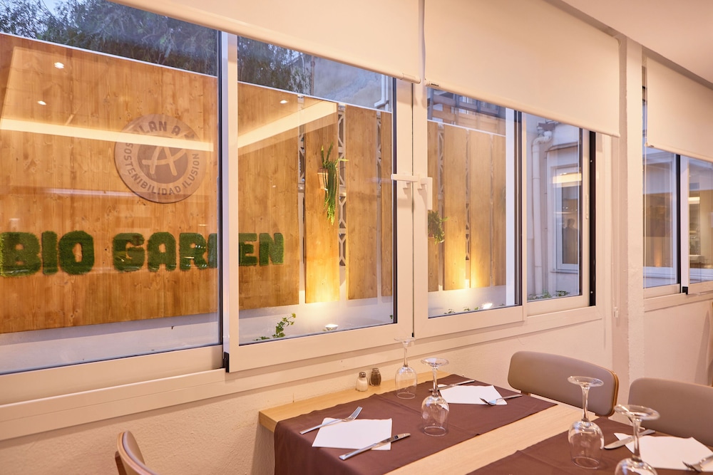 Hotel Ilusion Calma & Spa — Restaurant & bars in Playa de Palma, Balearic Islands