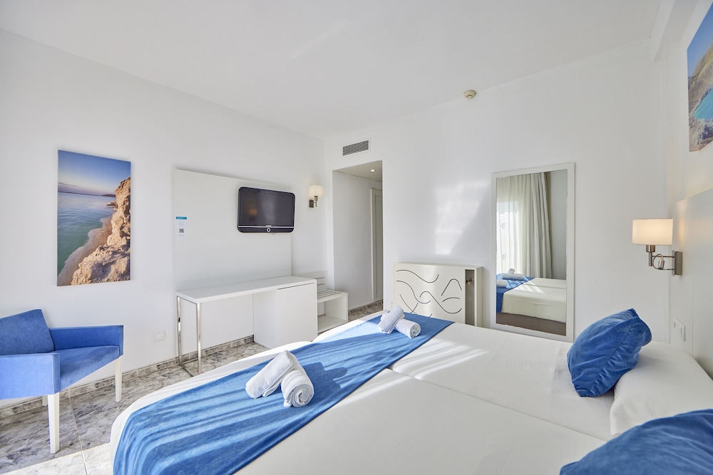 Hotel Ilusion Calma & Spa — Hotel rooms in Playa de Palma, Balearic Islands