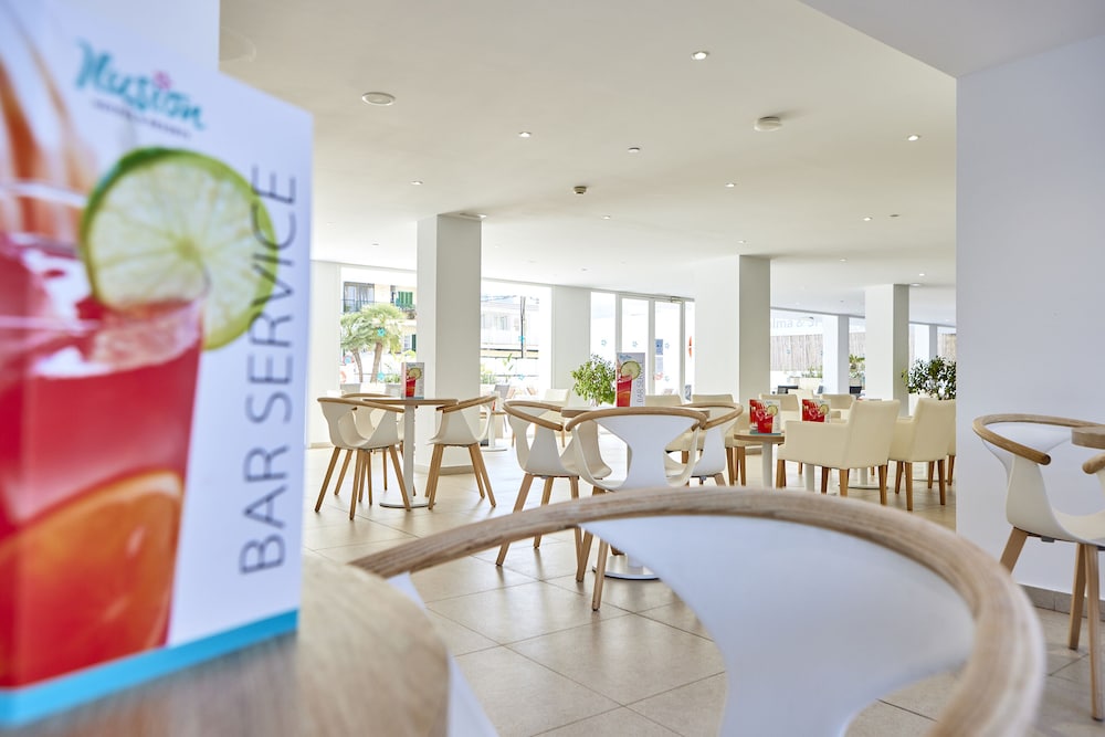 Hotel Ilusion Calma & Spa — Restaurant & bars in Playa de Palma, Balearic Islands