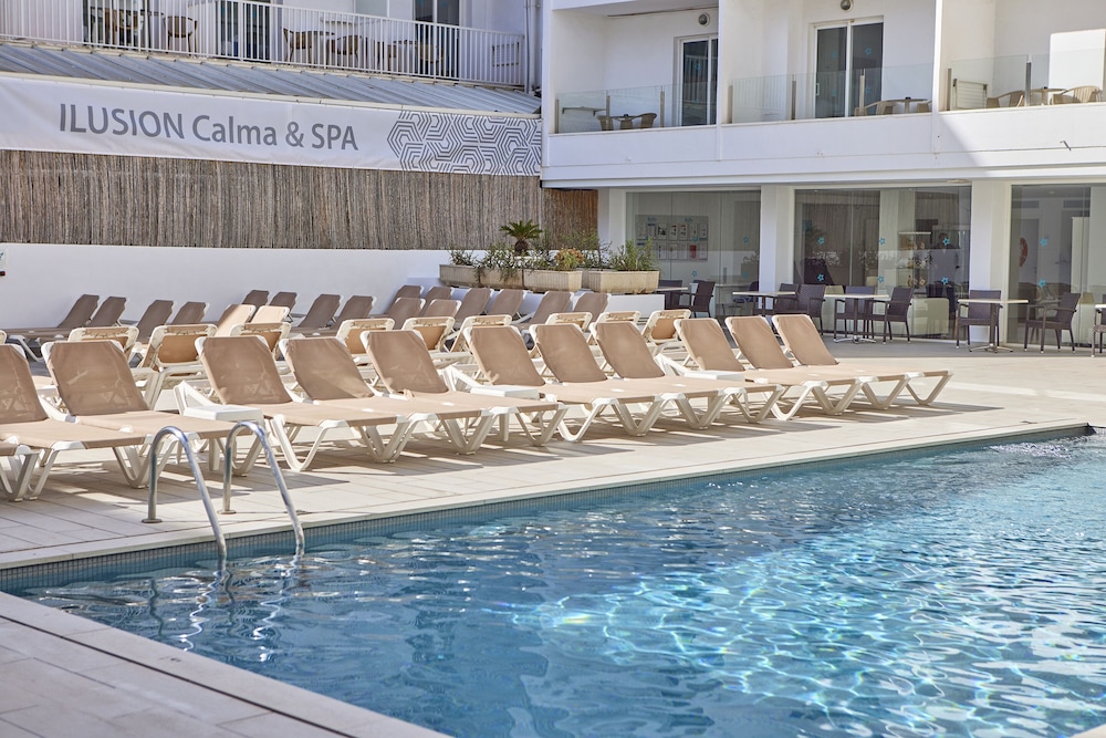 Hotel Ilusion Calma & Spa — Swimming pool in Playa de Palma, Balearic Islands