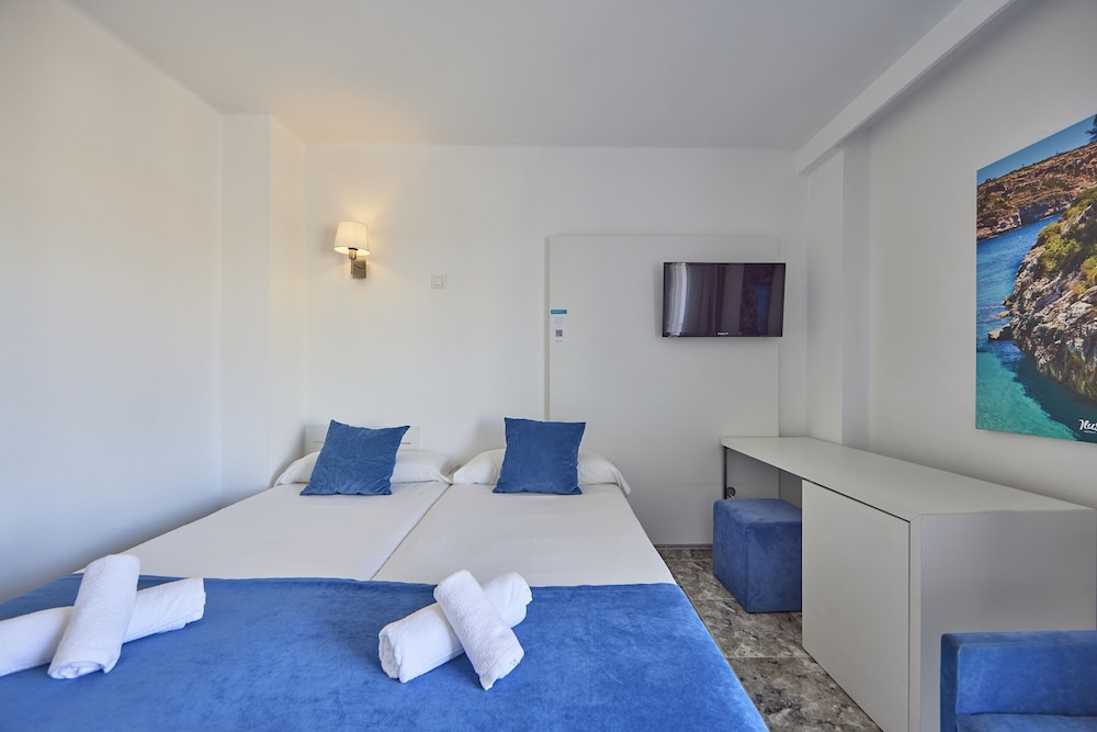 Hotel Ilusion Calma & Spa — Hotel rooms in Playa de Palma, Balearic Islands