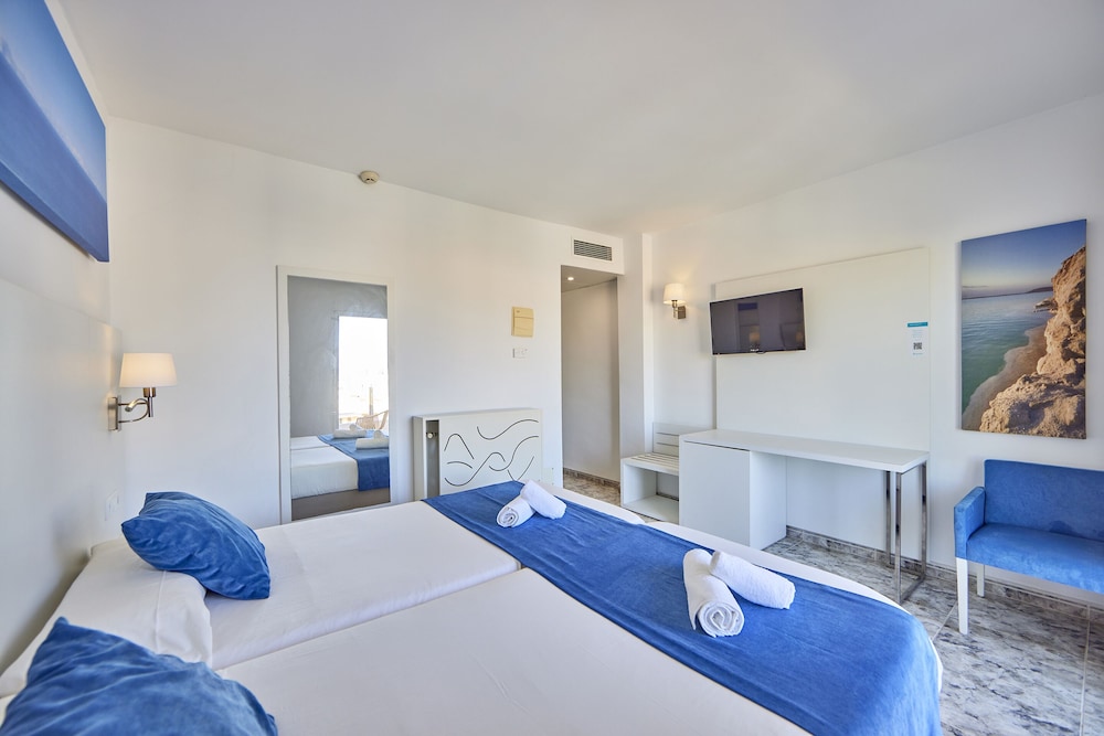 Hotel Ilusion Calma & Spa — Hotel rooms in Playa de Palma, Balearic Islands