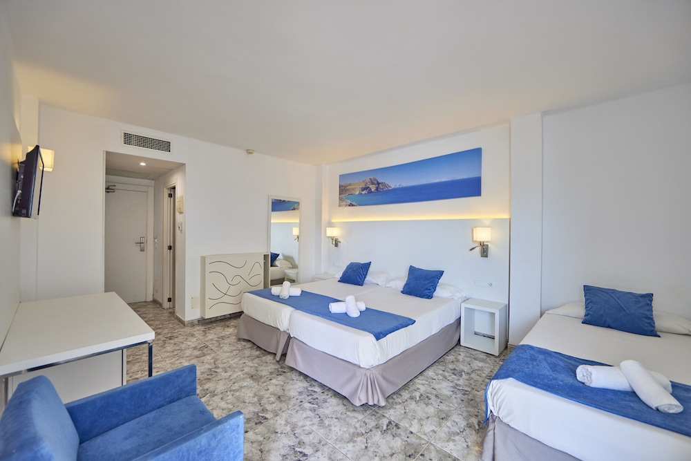 Hotel Ilusion Calma & Spa — Hotel rooms in Playa de Palma, Balearic Islands