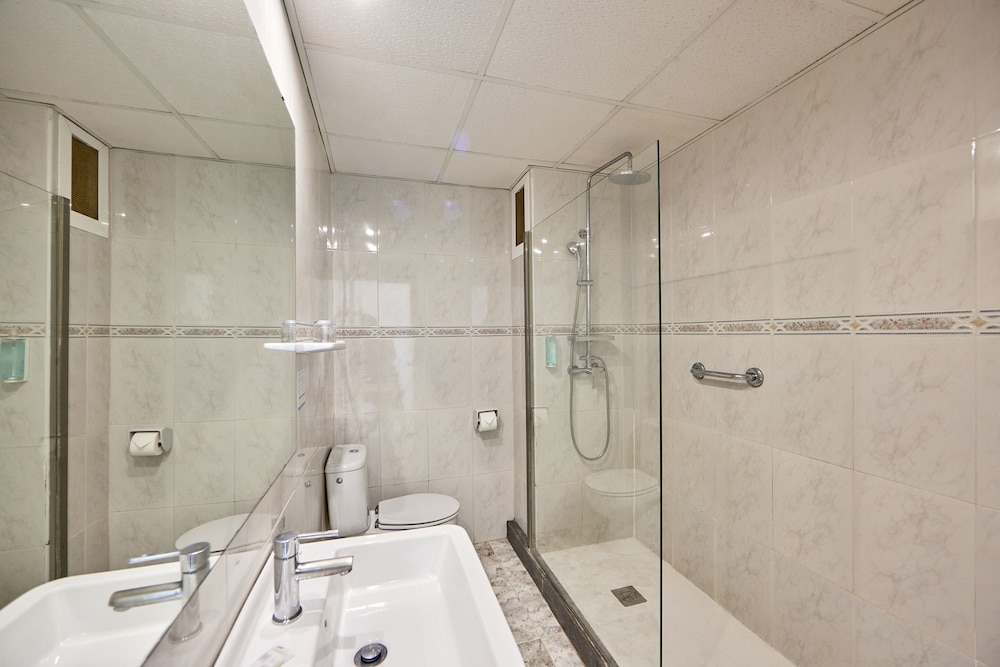 Hotel Ilusion Calma & Spa — Hotel rooms in Playa de Palma, Balearic Islands