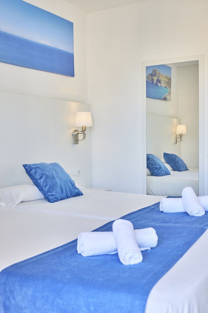 Hotel Ilusion Calma & Spa — Hotel rooms in Playa de Palma, Balearic Islands