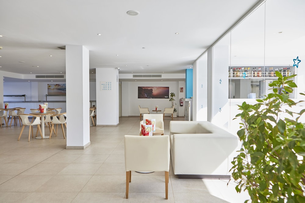 Hotel Ilusion Calma & Spa — Restaurant & bars in Playa de Palma, Balearic Islands