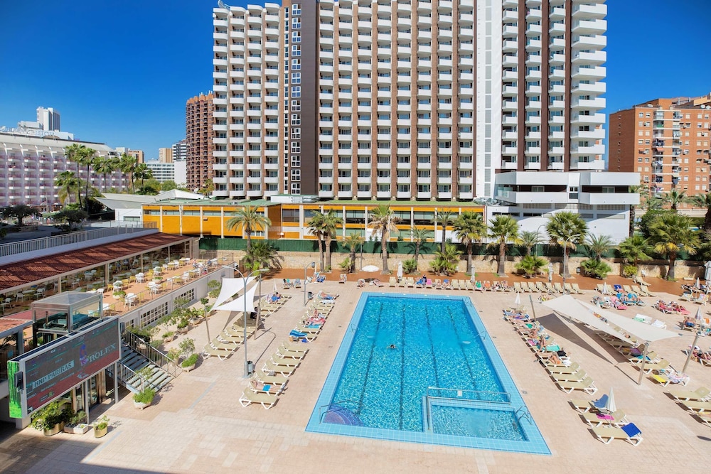 Hotel Servigroup Calypso — Swimming pool in Benidorm, Valencian Community