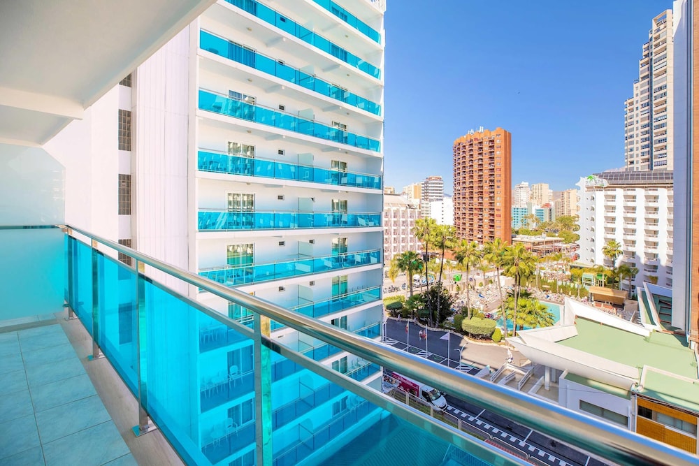 Hotel Servigroup Calypso — Hotel building in Benidorm, Valencian Community