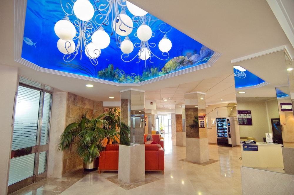 Hotel Servigroup Calypso — Hotel building in Benidorm, Valencian Community