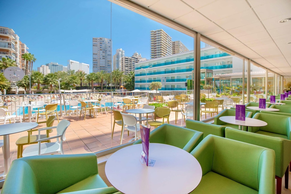 Hotel Servigroup Calypso — Restaurant & bars in Benidorm, Valencian Community