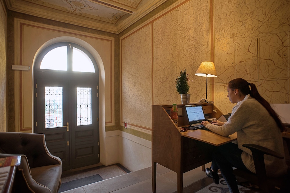 Belle Epoque Residence — Hotel building in Krakow, Lesser Poland