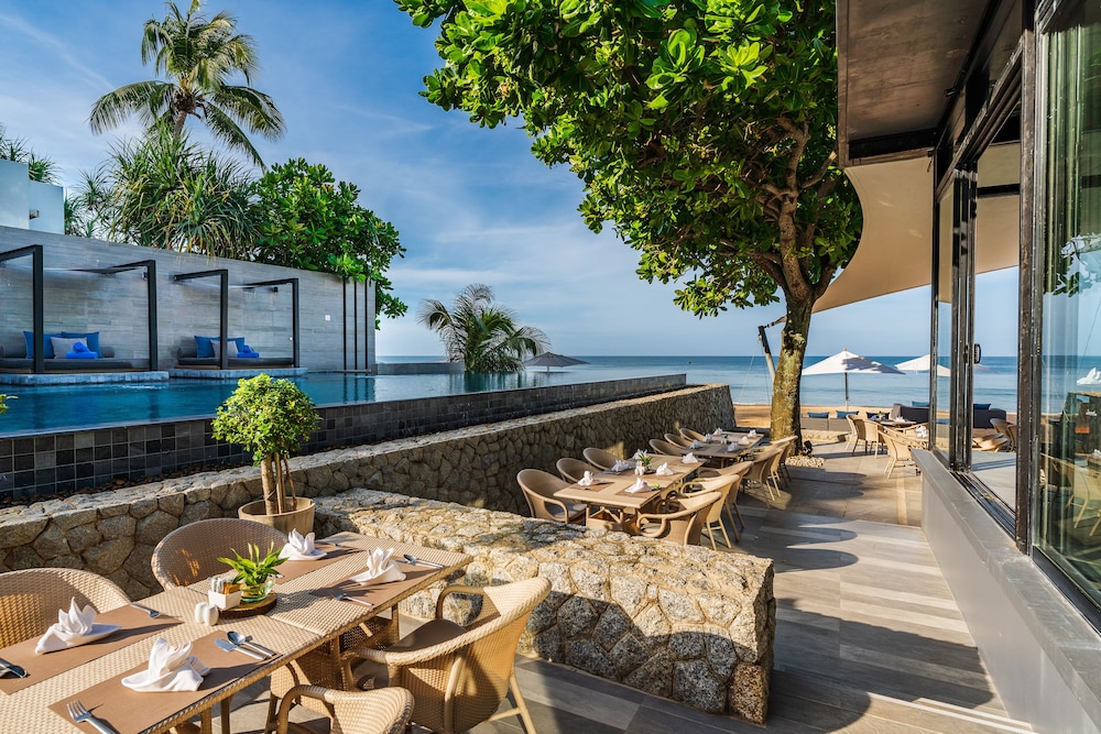 Aleenta Phuket - Phang Nga - The Leading Hotels of the World — Restaurant & bars in Khok Klo, Phang Nga