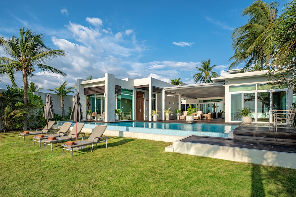 Aleenta Phuket - Phang Nga - The Leading Hotels of the World — Swimming pool in Khok Klo, Phang Nga