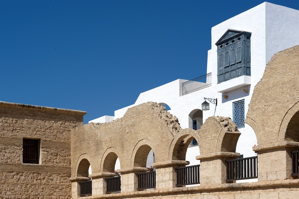 Medina Diar Lemdina Resort and Spa — Hotel building in Hammamet, Nabeul