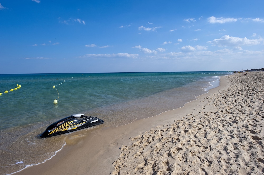 Medina Diar Lemdina Resort and Spa — Beach in Hammamet, Nabeul